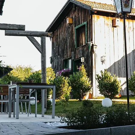 Genusshotel Hohenbogen ノイキルヒェン・バイム・ハイリゲン・ブルート