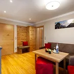Szálloda Genusshotel Hohenbogen
