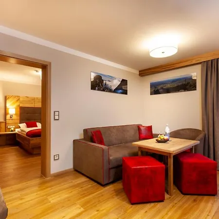 Genusshotel Hohenbogen فندق