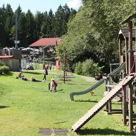 فندق Genusshotel Hohenbogen نيوكيرتشن بيم هيليغين بلوت