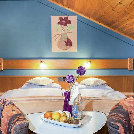 فندق Genusshotel Hohenbogen نيوكيرتشن بيم هيليغين بلوت