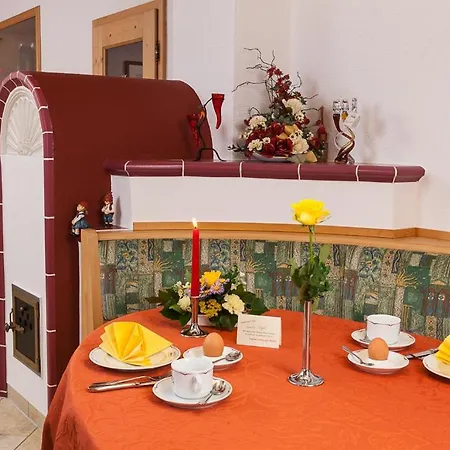 Genusshotel Hohenbogen Garni 3*